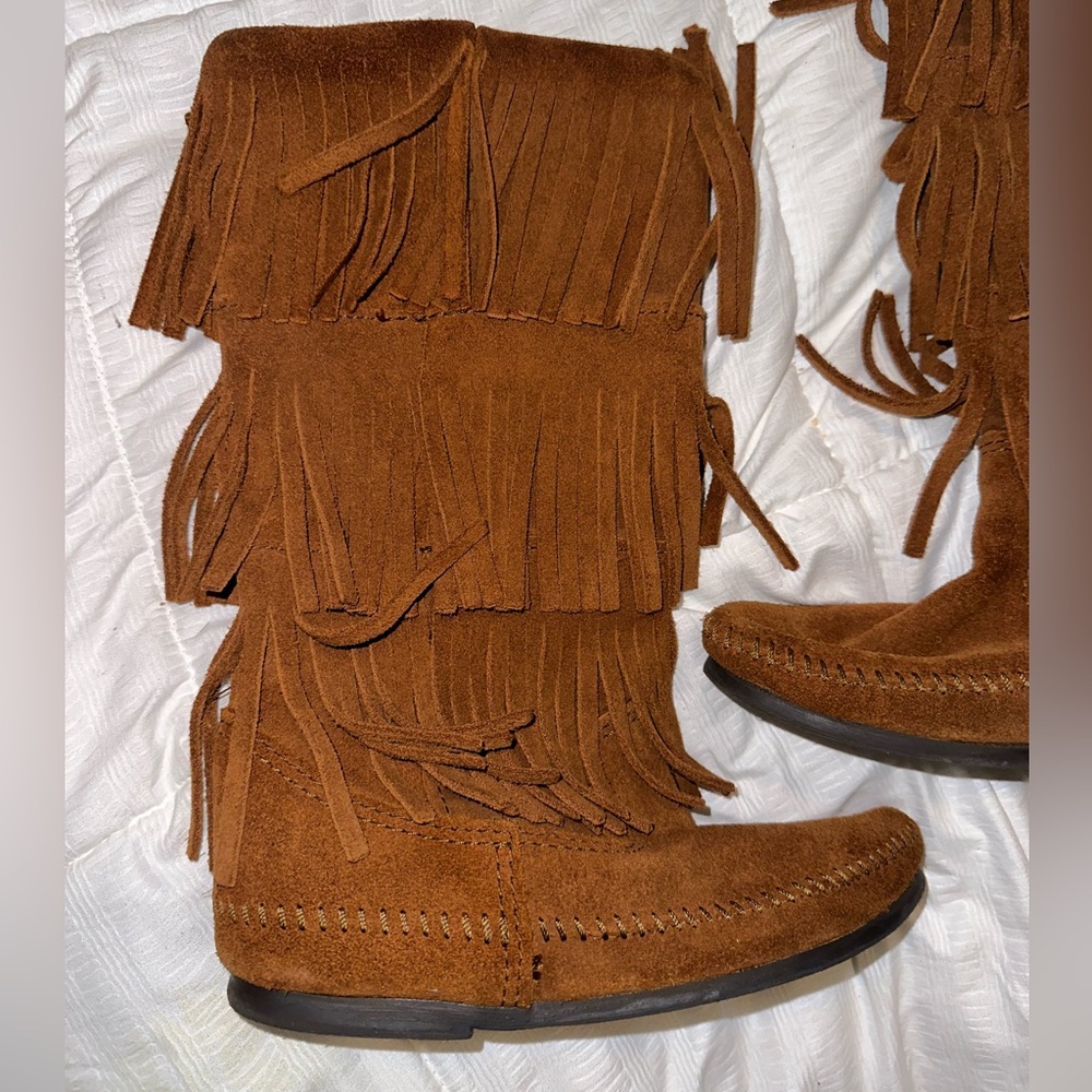 Minnetonka 3 Layer Fringe Boot